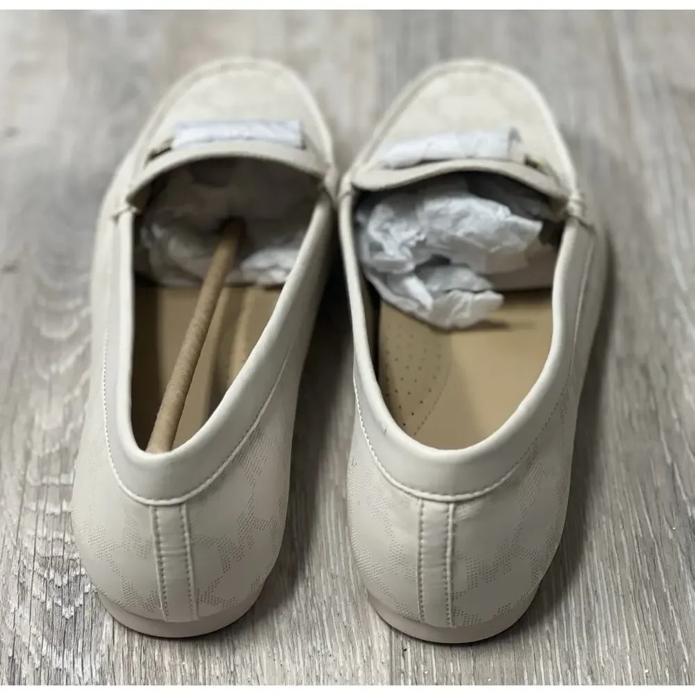 Michael Kors Camila Moc Loafers Women’s US 10M Light Cream MK Logo Slip On NIB